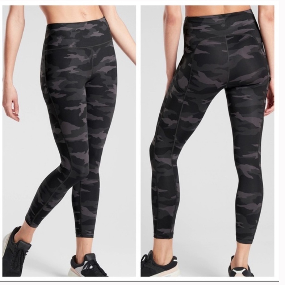 Athleta Ultimate Camo 7/8 High Rise Stash PocketTight Black Size 2X NWT